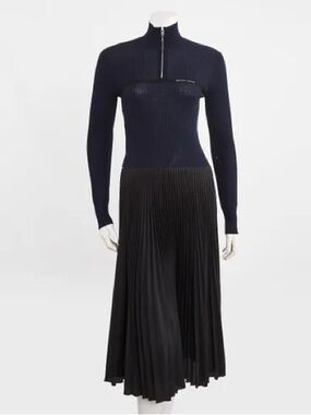 Prada 2018 Navy and Black Pleated Midi Dress Size IT 38 Petite Size US 2-4